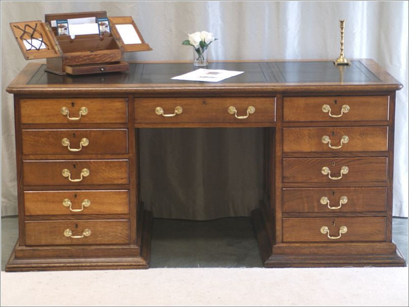 2075 Oak Eleven Drawer Pedestal Desk & Stationery Box 7017